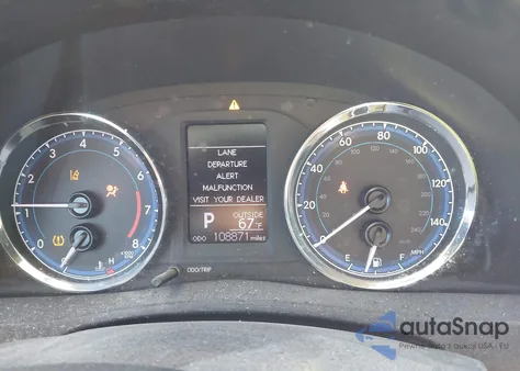 2019 Toyota Corolla Le from USA, damaged, VIN 5YFBURHE4KP945236